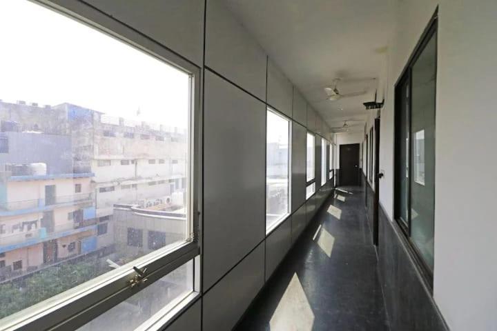 Aeropath 4* New Delhi
